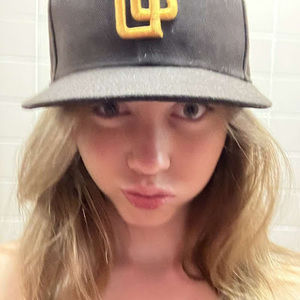 Meet your Posher, Cole